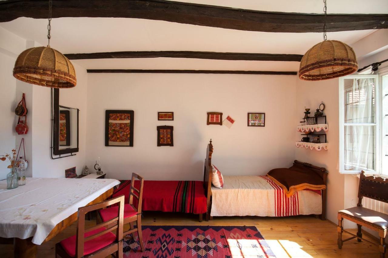 Kurija Inn Hrascina Ngoại thất bức ảnh