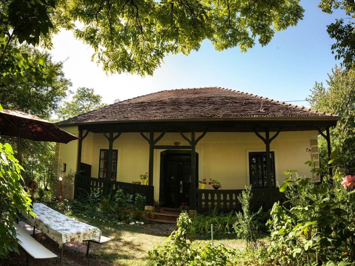 Kurija Inn Hrascina Ngoại thất bức ảnh
